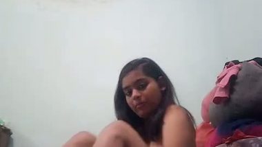 Brazilian girl selfie masturbation