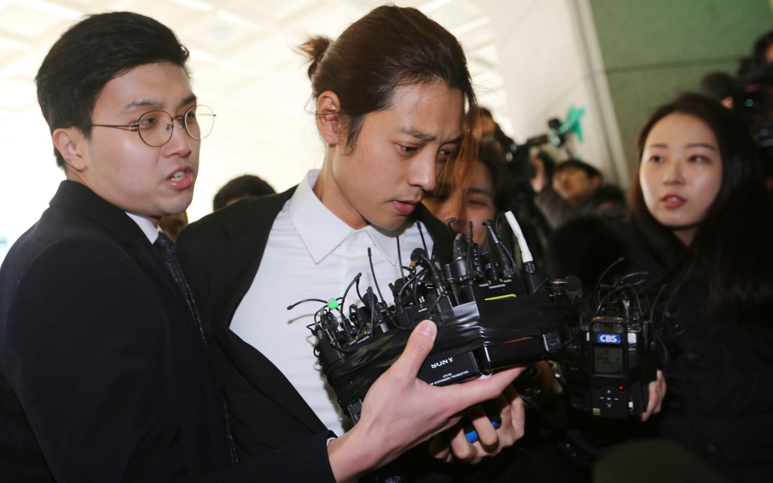 Subwoofer reccomend korea luxury secretary punished
