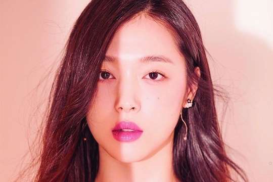 Korean girl k-pop idol tits mouth