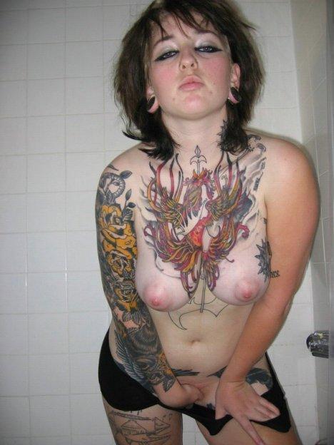 Tattoo goth girl