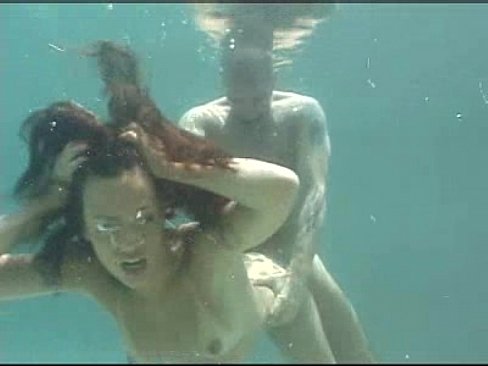 Video ofgirl underwater wearing pantyhose