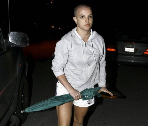 Britney gets head shaved spear