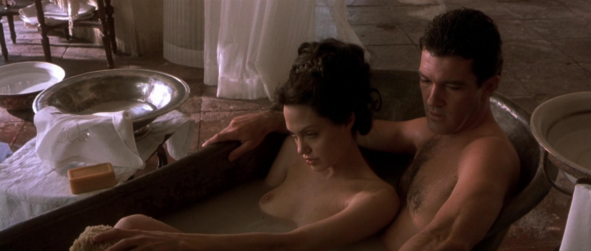 Angelina Jolie Movie Nude
