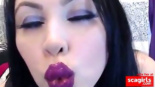 Dart reccomend dark purple lipstick kisses