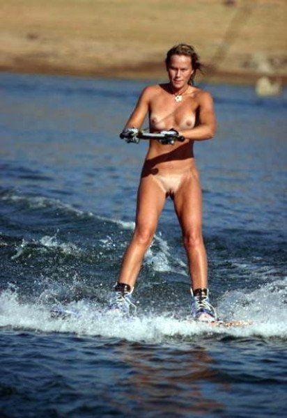 Crusher reccomend Naked woman water skiing