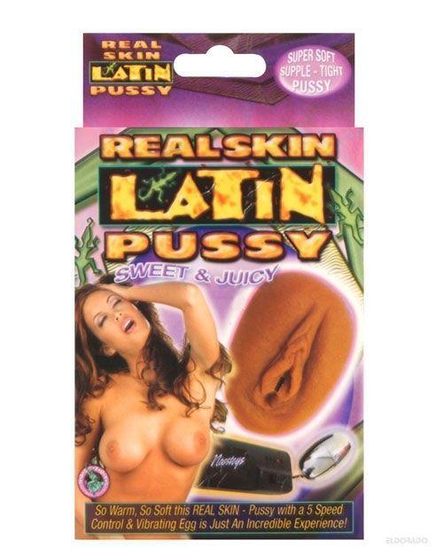 Real skin latin pussy