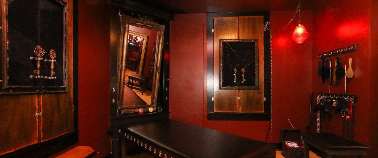 Air A. reccomend Cleveland ohio bdsm dungeon