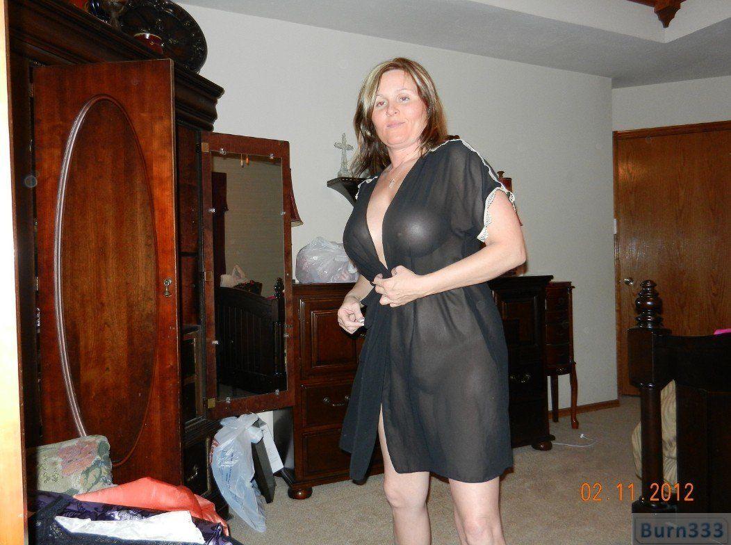 Amatuer chubby wife private image