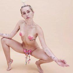 Miley cirus nude shots