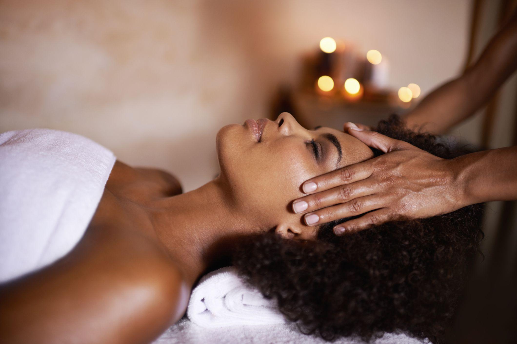 best of Massage therapist strokes Erotic body