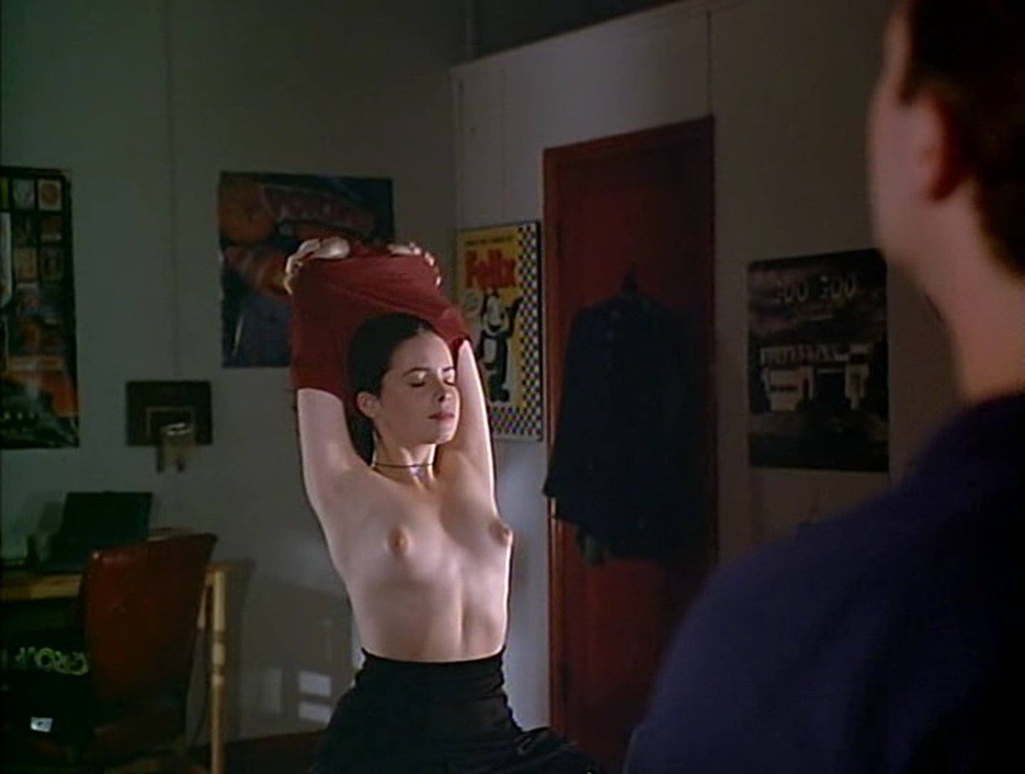 Holly marie combs nude clip