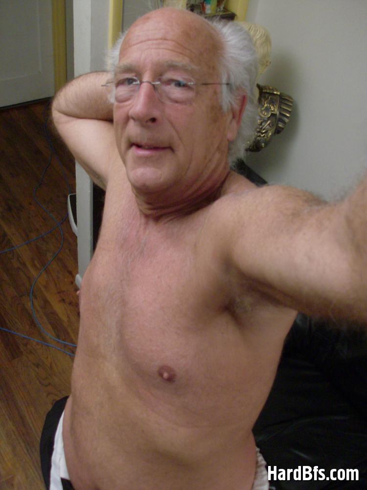Jungle M. reccomend Gay senior naked man