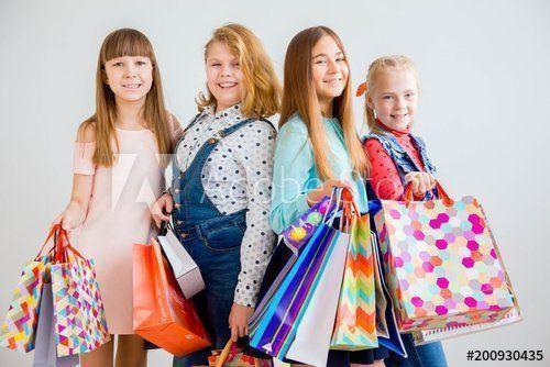 Pictures of teens shopping