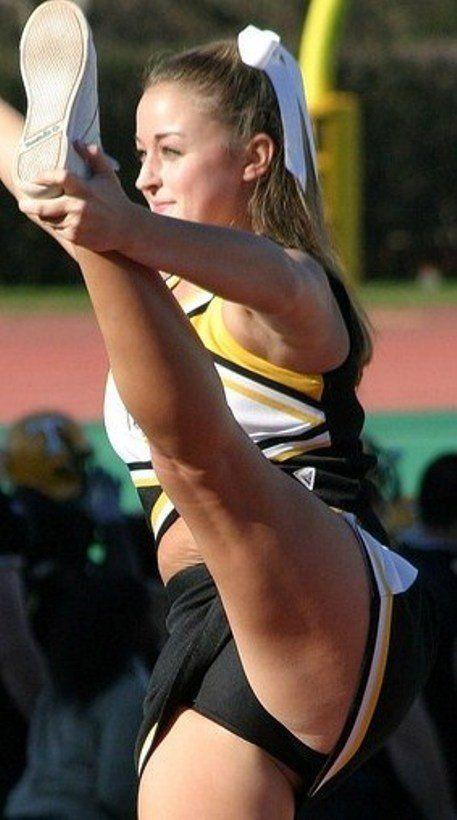 Highs school cheerleader pussy shots