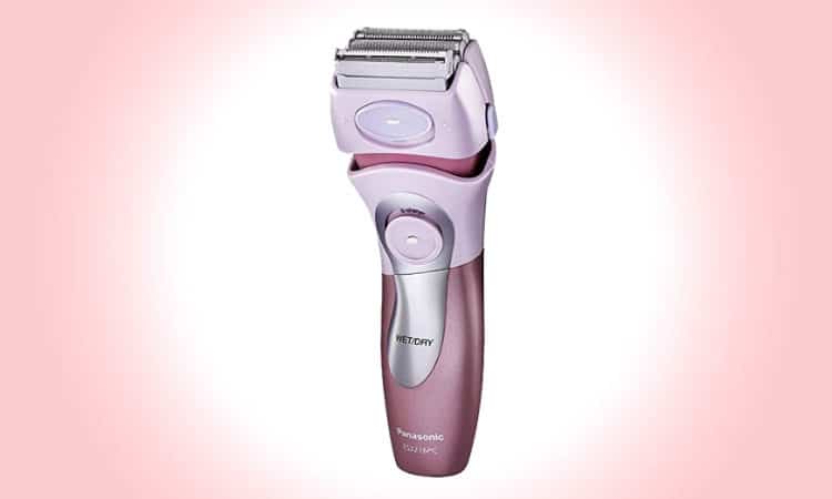 Rechargeable pussy shaver