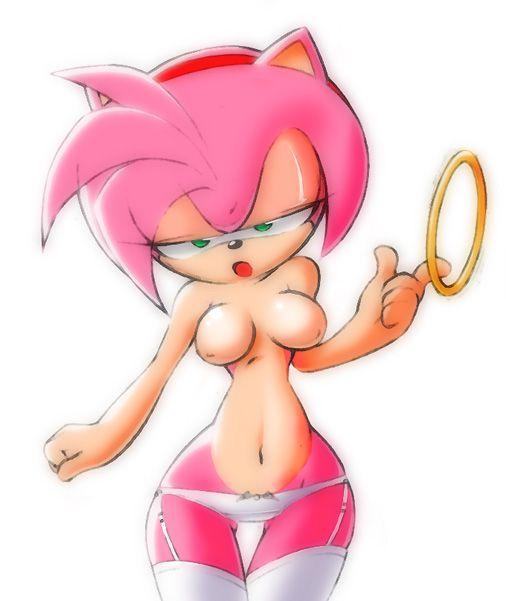 Sexy naked amy