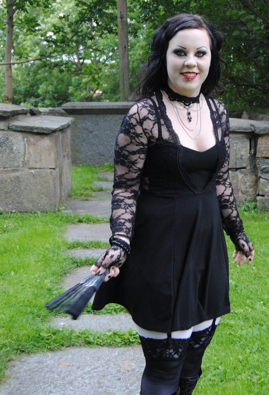 Crunchie reccomend Busty young goth