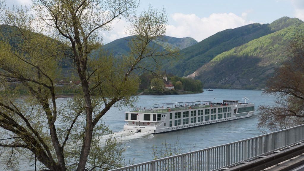 Speed reccomend Canal cruise danube