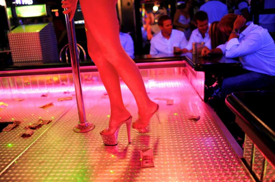 Houston strip club lap dance